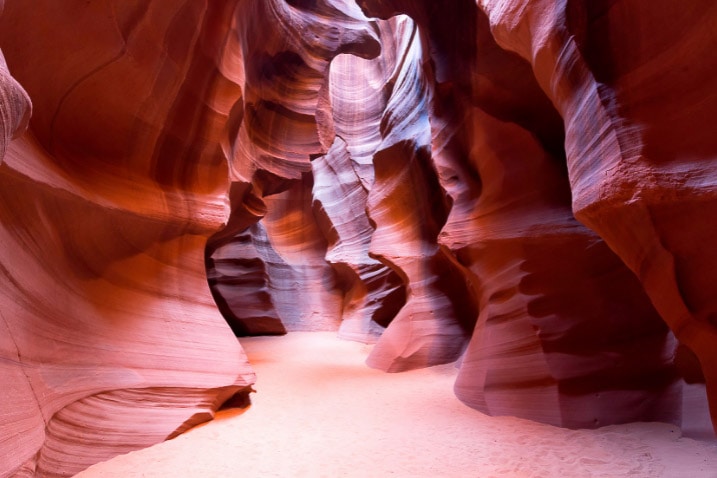 Antelope Canyon slot canyon 