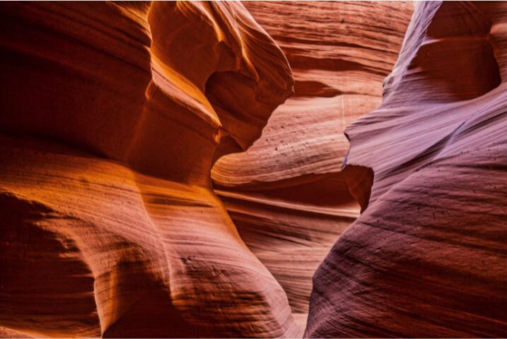 the wavy walls of antelope canyon x