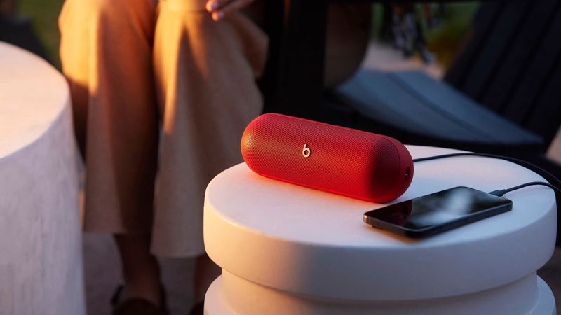 Beats Pill (2024) — Slim, Modern, All-Day Battery