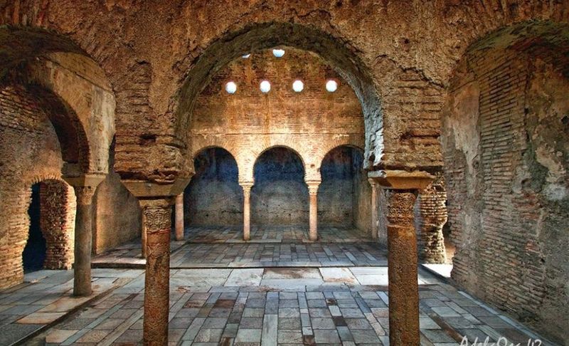 El Bañuelo (11th-century Arab baths) & the Dobla de Oro route