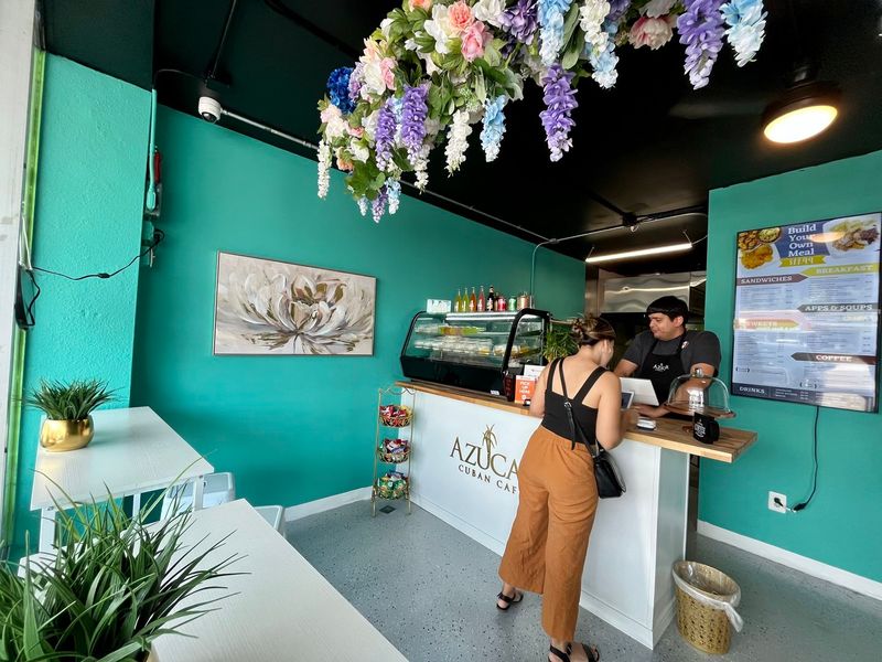 Azúcar Cuban Café – St. Petersburg