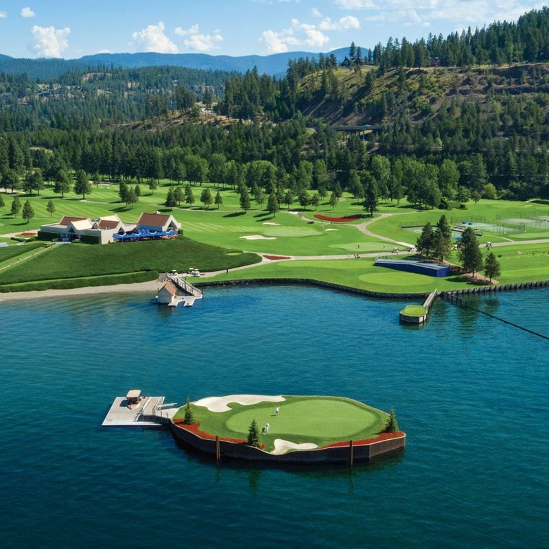 Bucket-list golf: the Floating Green