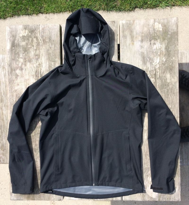 Urban Shell on a Budget: Uniqlo BlockTech Parka