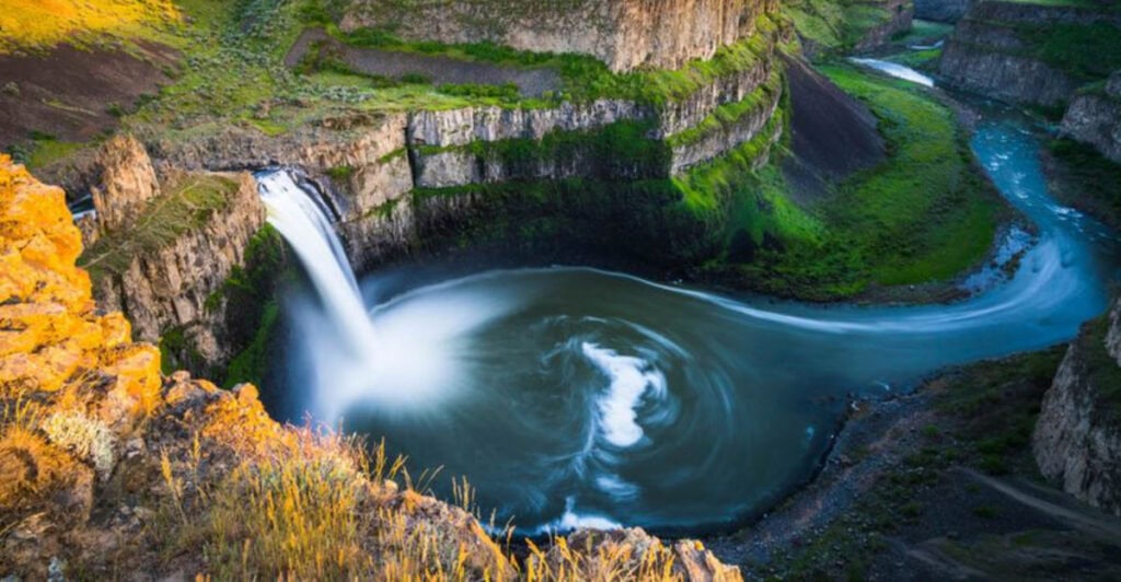 Hidden in Eastern Washington: Discover the Unique Palouse Region of Rolling Hills and Small-Town Charm