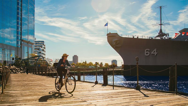 Cycle Along an Urban Waterfront Paradise