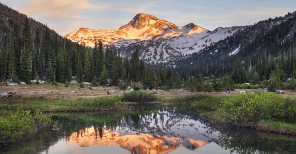 Joseph, Oregon: 11 Reasons This ‘Little Switzerland’ Should Be Your Next Mountain Escape
