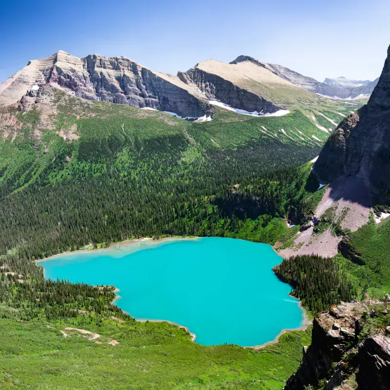 Grinnell Lake: The Turquoise Hiking Destination