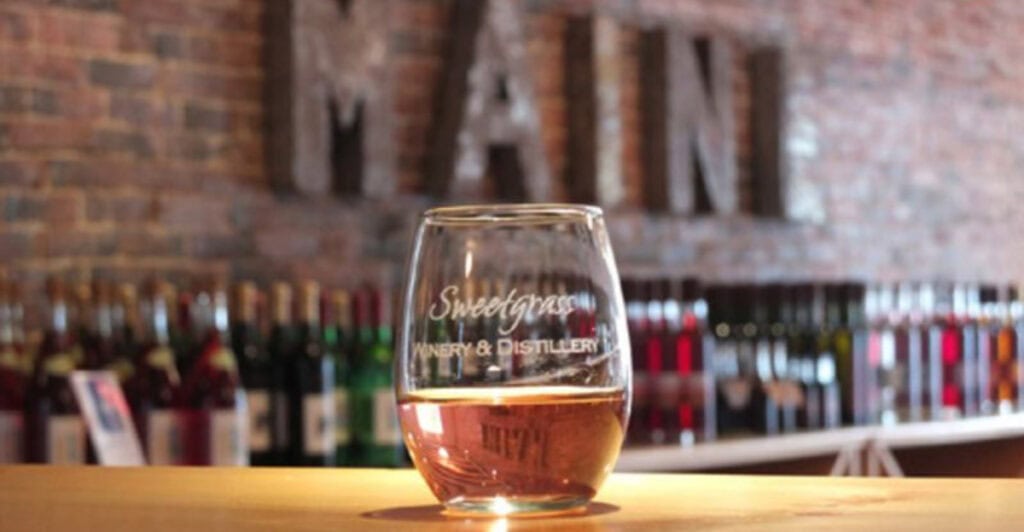Maine Locals Love This Quiet Midcoast Town With Excellent Wine, Great Food And Peaceful Views
