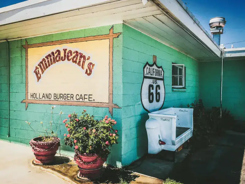 Emma Jean's Holland Burger Cafe — Victorville, CA