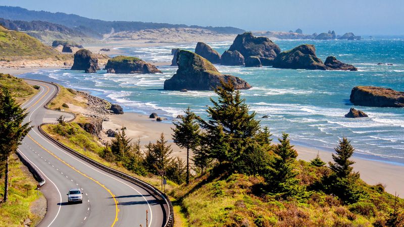 Oregon's Pacific Coast Scenic Byway (US-101)