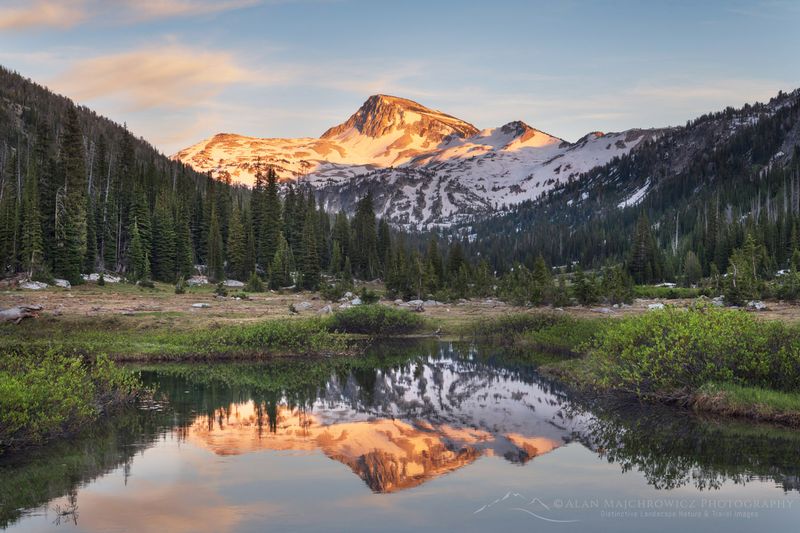 Eagle Cap Wilderness Hiking
