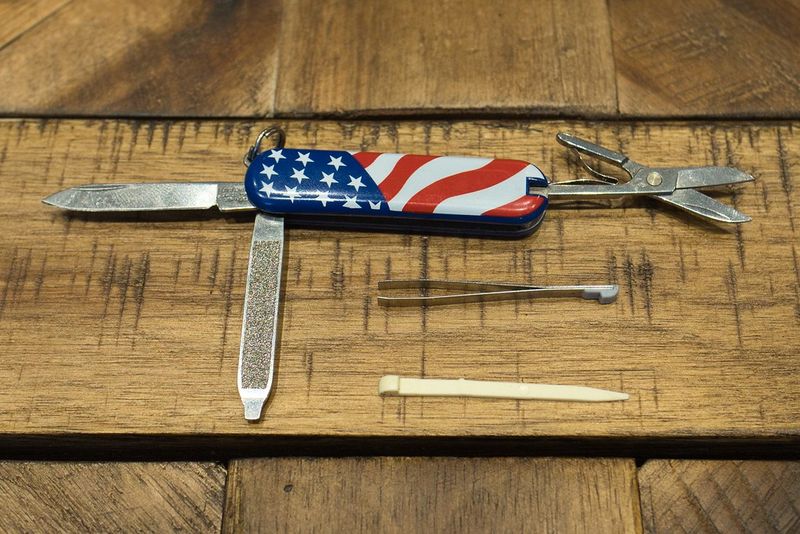 Victorinox Classic SD Mini Multitool