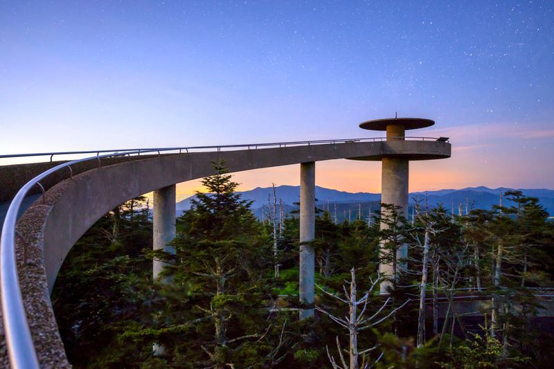 Tennessee’s Loftiest Vantage Point for Leaf Peeping