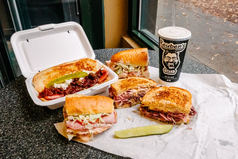 Reuben’s Deli