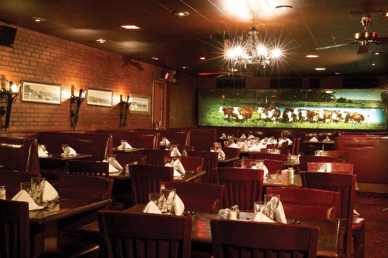 Cattlemen's Steakhouse: Historic Perfection Since 1910
