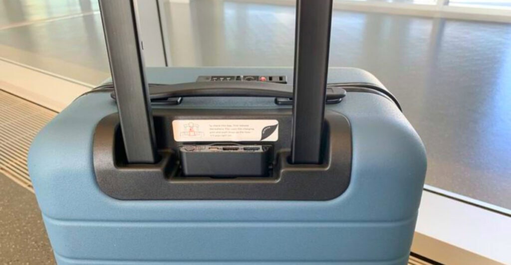 10 Smart Luggage Options That Charge Your Phone