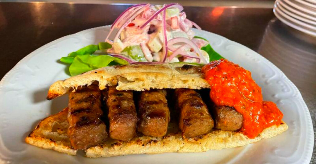11 Nebraska Hole-in-the-Wall Restaurants Locals Call Hidden Treasures