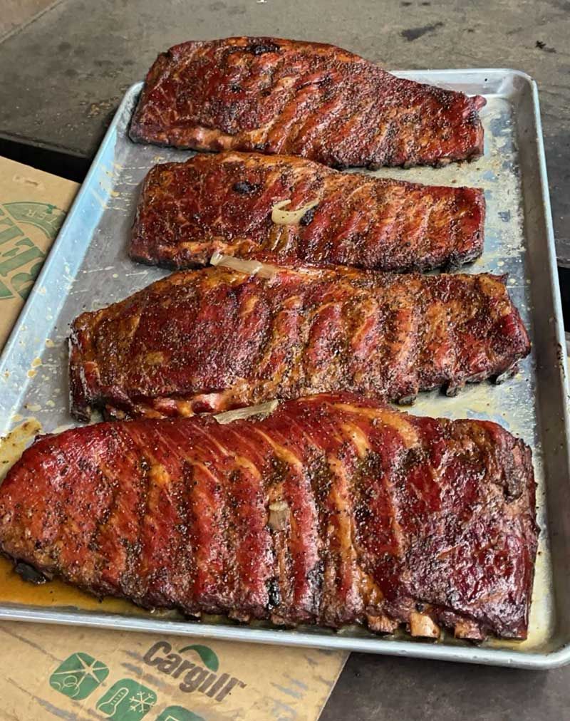 Snow's BBQ — The Saturday Morning Ritual