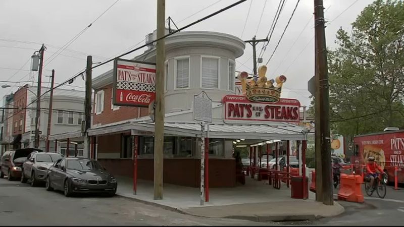 Pat's King of Steaks - The Original Pioneer