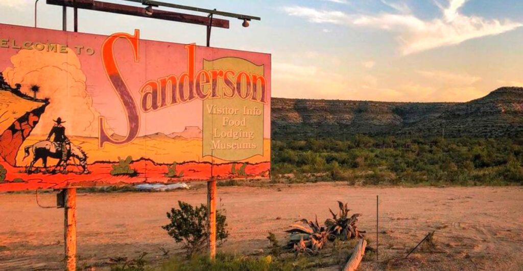 12 Remote Texas Desert Towns That Feel Totally Not of This Earth