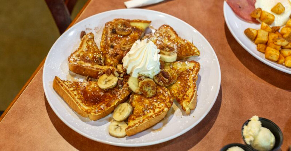 12 Tennessee Breakfast Spots Everyone’s Raving About (And for a Good Reason)