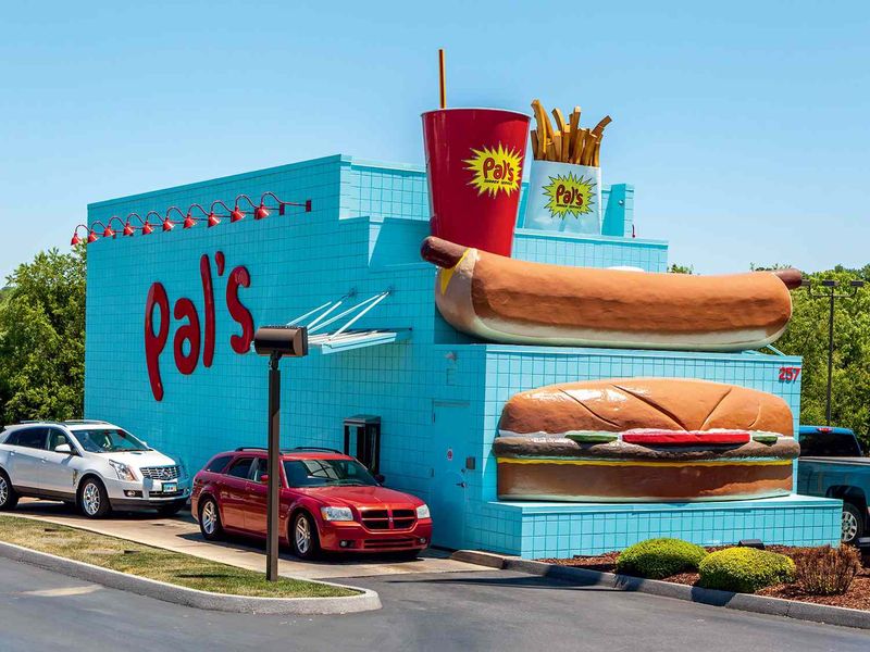 Pal's Big Pal: East Tennessee's Burger Institution