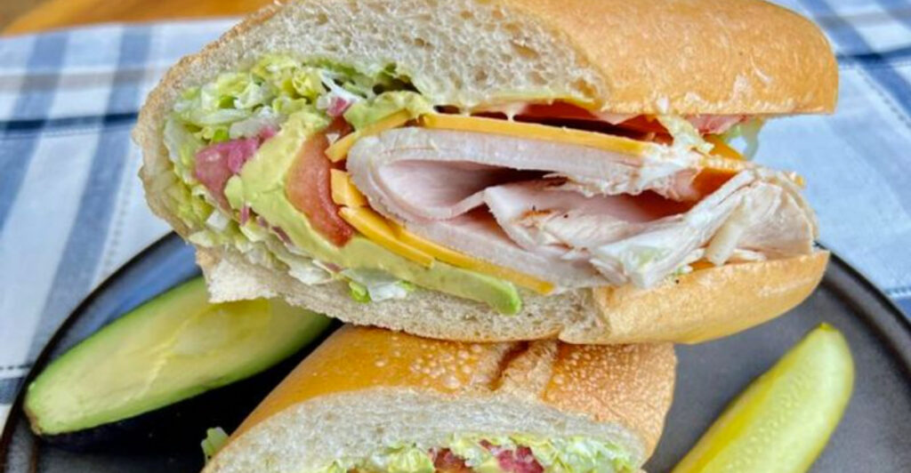 12 Tennessee Fast-Food Sandwiches That Shine