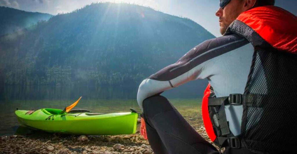 15 Best Travel Products for Kayaking and Paddleboarding