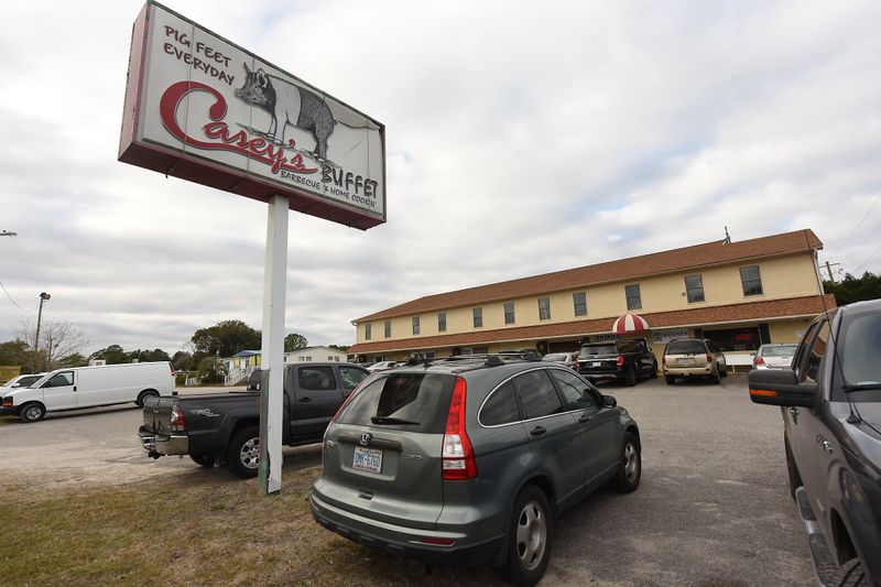 Casey's Buffet, Wilmington — Southern BBQ & Soul Food