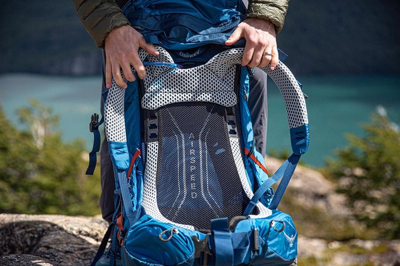 Osprey Atmos AG 65 Backpack