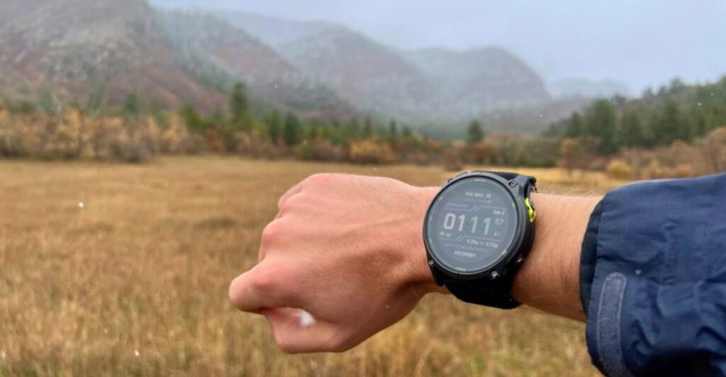 2025’s Best GPS Watches for Hikers with 50-Hour Battery Life