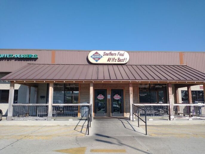 4 Alabama Buffets Serving Crispy, Home-Style Fried Chicken Locals Love