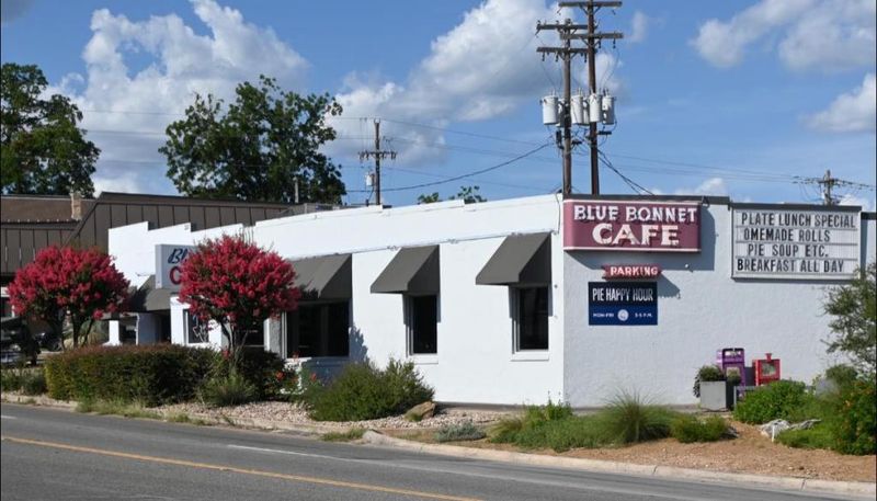 Blue Bonnet Café — Marble Falls