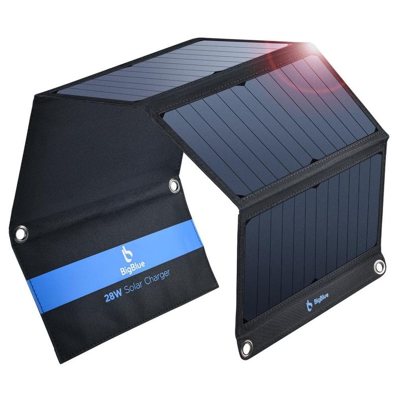 BigBlue 28W USB Solar Charger