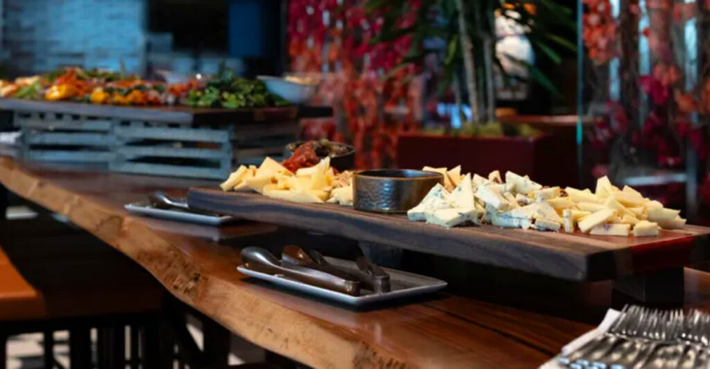 7 All-You-Can-Eat Spots In Arizona That Seriously Deliver