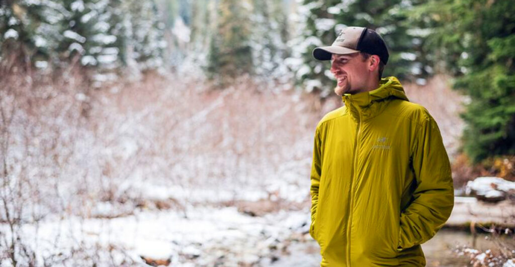 7 Best Insulated Jackets for Cold-Weather Hiking in Fall 2025