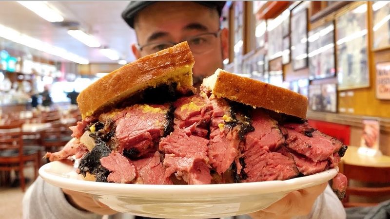 Katz's Delicatessen - The Legendary Giant