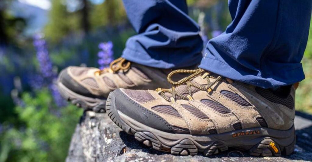 8 Best Hiking Shoes for Beginners in 2025