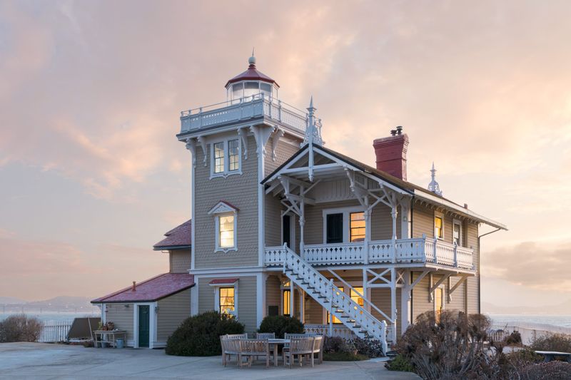 East Brother Light Station (San Francisco Bay, California, USA)