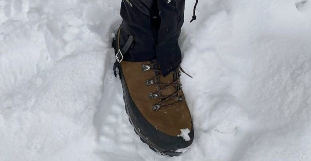 9 Best Hiking Gaiters for Muddy Trails in 2025