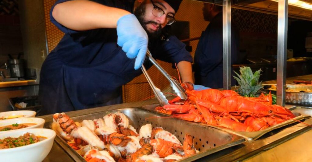 9 Las Vegas Buffets That Are Actually Worth Visiting, According to Locals