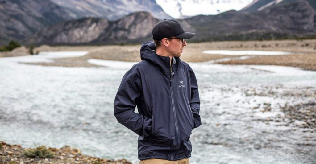 9 Men’s Hiking Jackets That Make Fall Adventures Easier