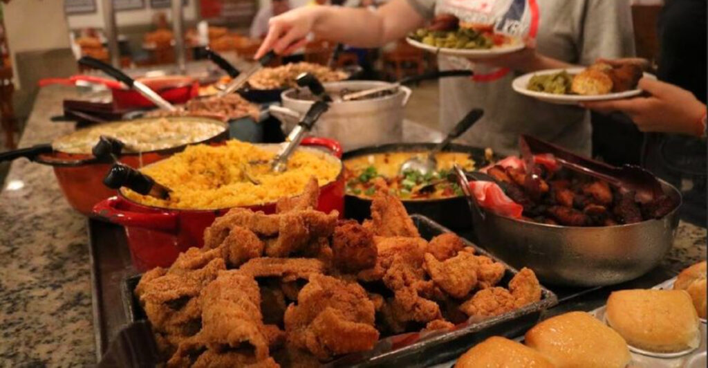 9 Retro All-You-Can-Eat Spots In Florida Where Every Meal Feels Like Home