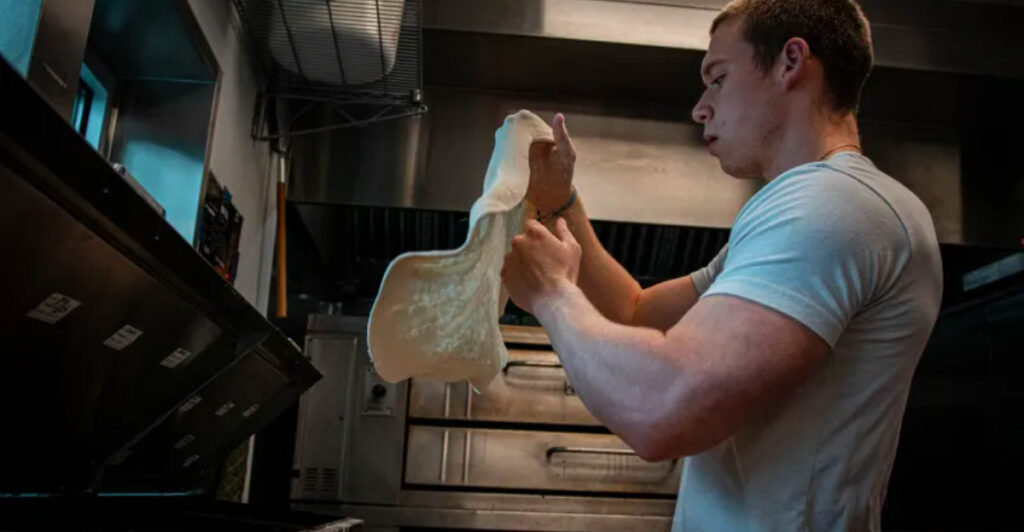 9 The Best Hole-In-The-Wall Pizza Joints In North Carolina