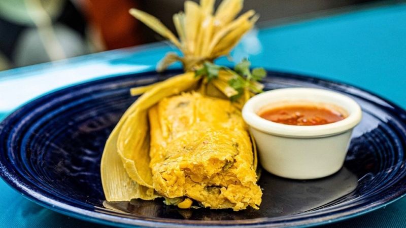Seasonal green corn tamales (May–October)