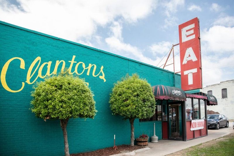 A bona fide Route 66 original