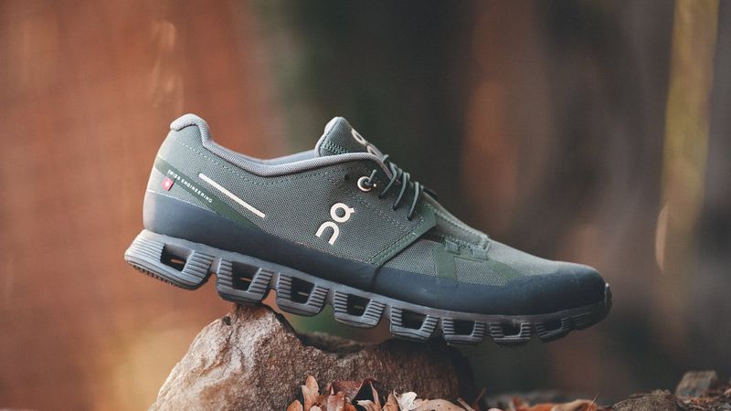 On Cloud 5 - Lightweight Easy Traveler