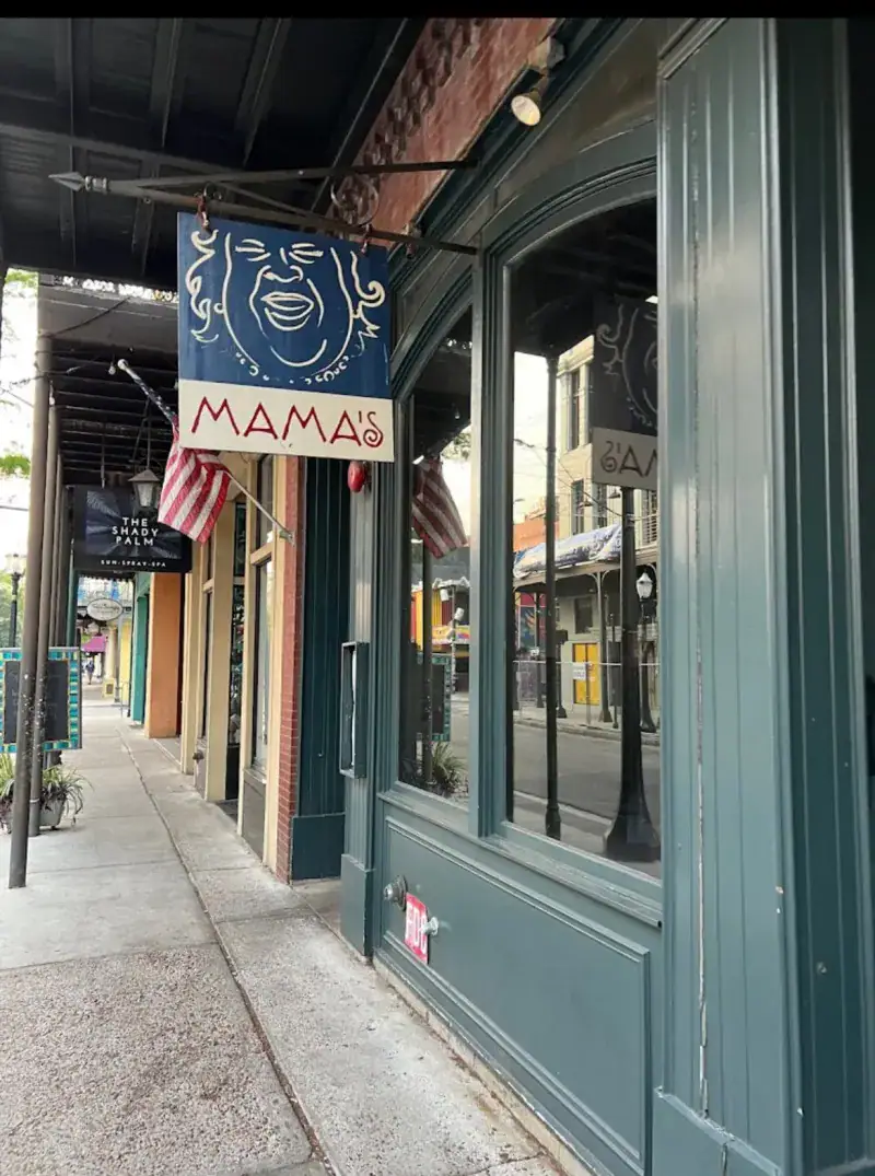 Mama's on Dauphin (Mobile)