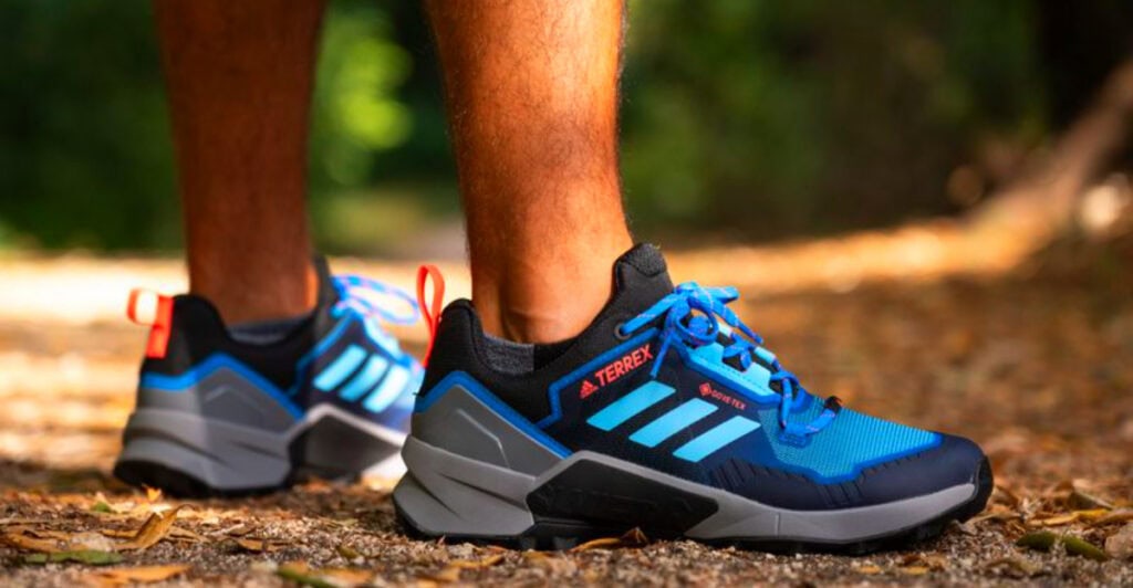 As a Hiking Guide, These Are the Most Comfortable Day-Hike Shoes I Recommend to Everyone
