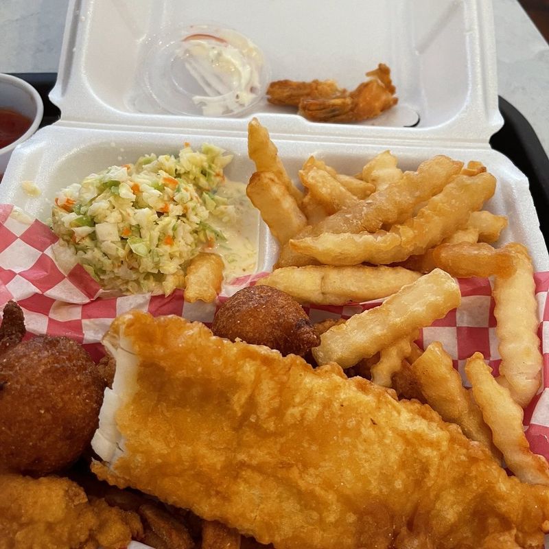 Sho Nuff Seafood: Retro Coastal Flavors Inland